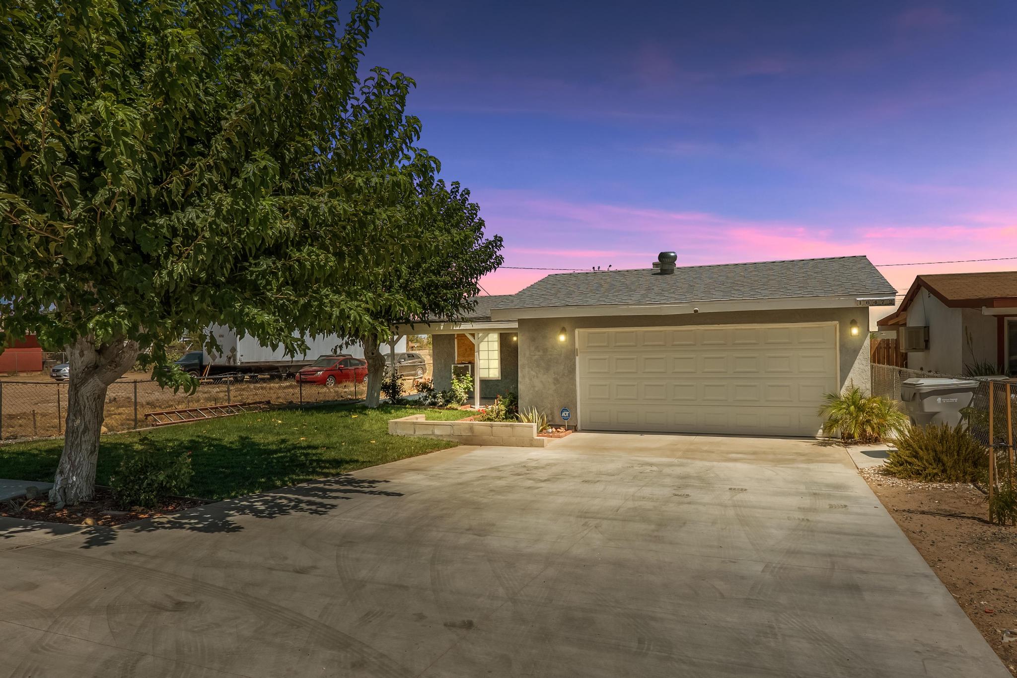 16472 Vine St Hesperia